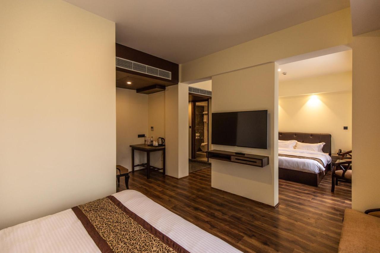 Aqeeq Towers 4*