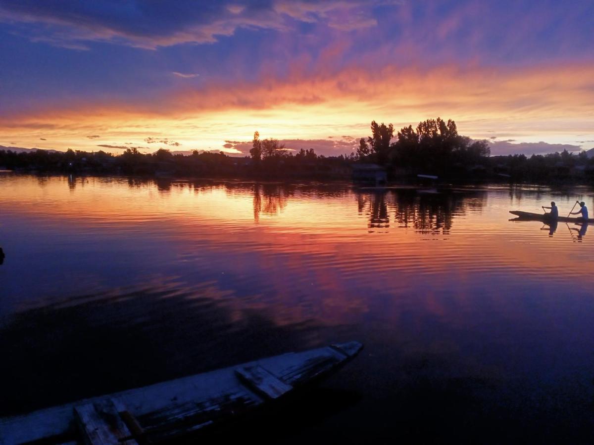Goona Palace Houseboats Botel Srinagar (Jammu and Kashmir)