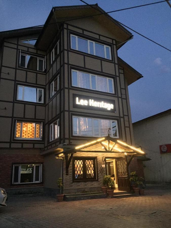 Hotel Lee Heritage Srinagar (Jammu and Kashmir)
