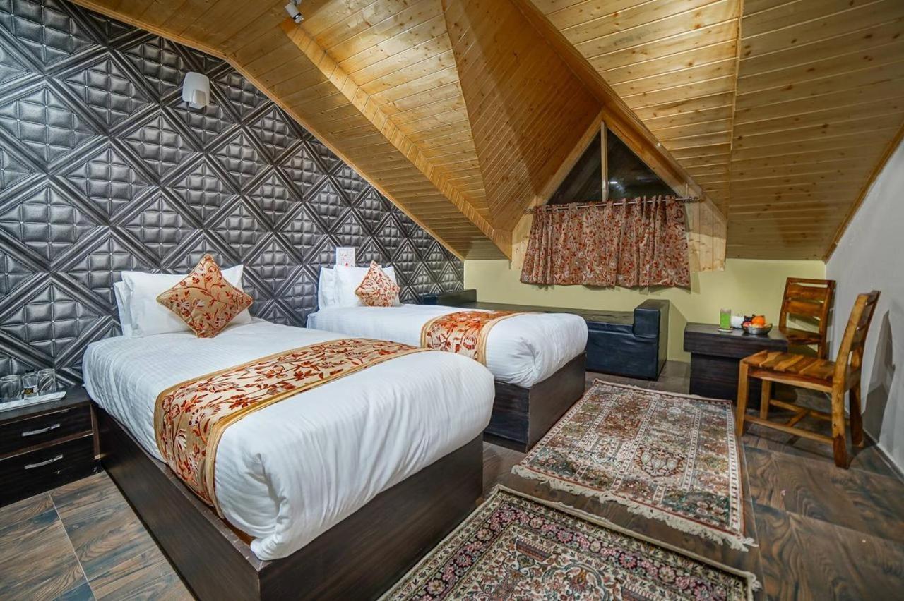 Sahara Grand Hills 3* Srinagar (Jammu and Kashmir)