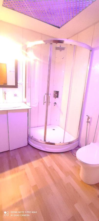 Snowgoose Group Of Houseboats 3*