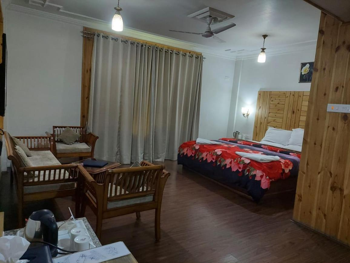 Grand Habib Hotel Srinagar (Jammu and Kashmir)