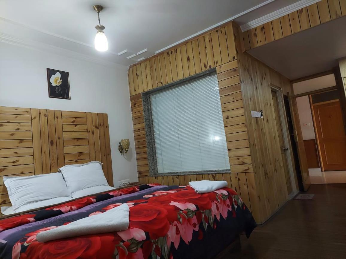 Grand Habib Hotel Srinagar (Jammu and Kashmir)