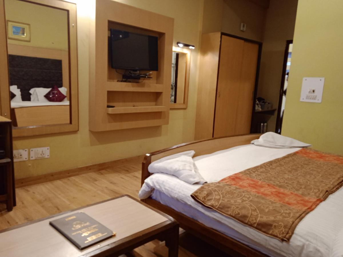 New Mamta Hotel Srinagar (Jammu and Kashmir)