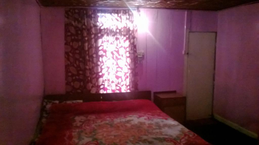 Island Hotel Srinagar (Jammu and Kashmir)