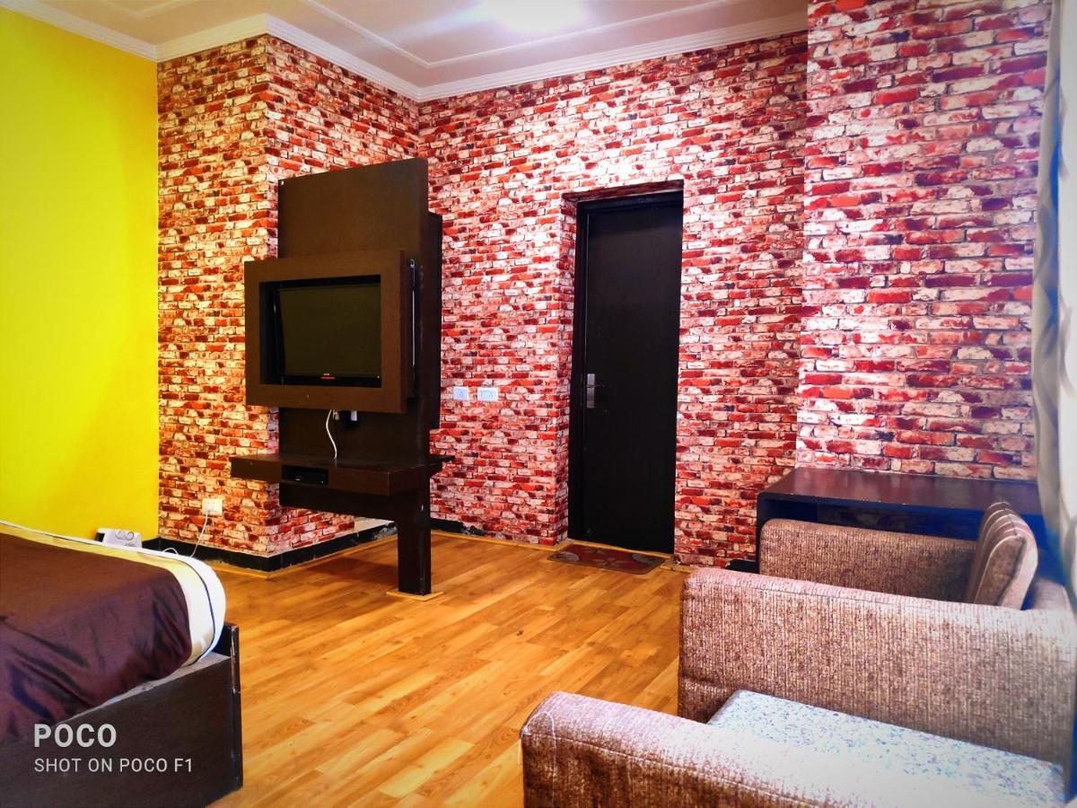 Lee Heritage Hotel Srinagar (Jammu and Kashmir)