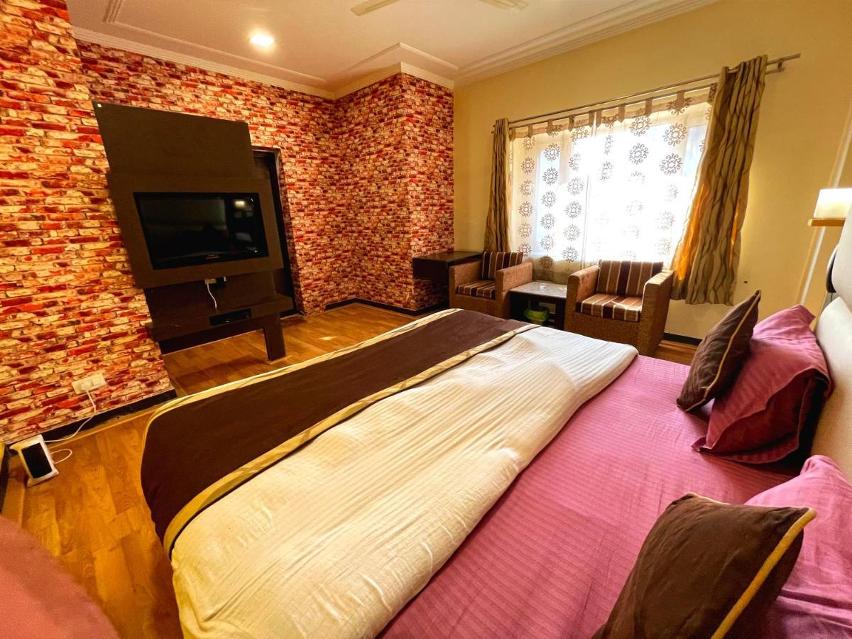 Lee Heritage Hotel Srinagar (Jammu and Kashmir)