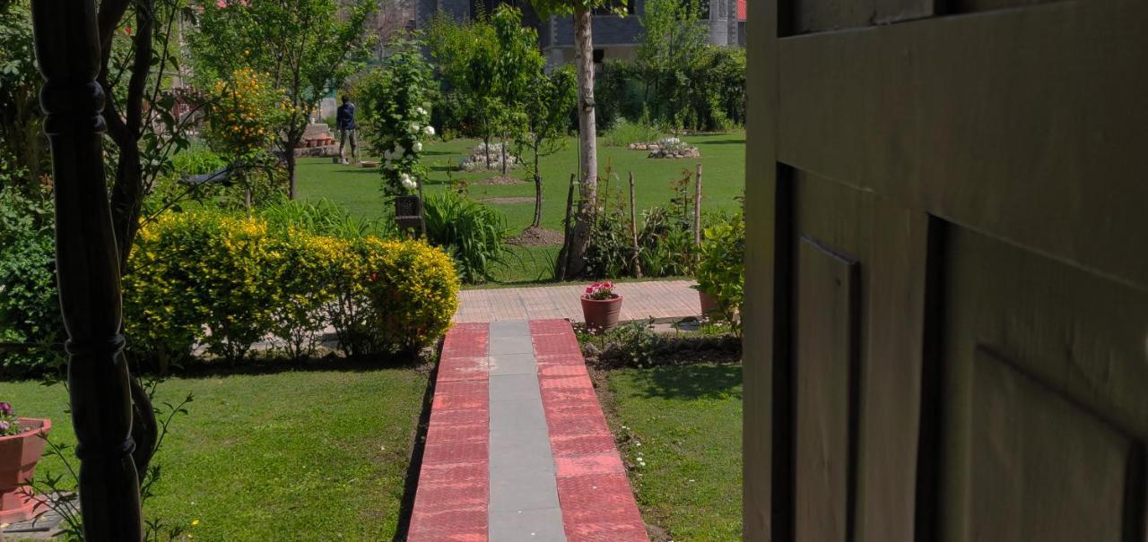 Bed & Breakfast Mahatta Srinagar (Jammu and Kashmir)