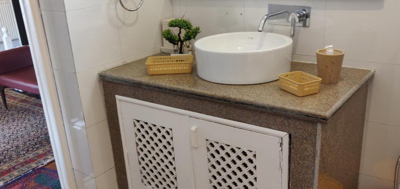 Mahatta Bed & Breakfast 4*