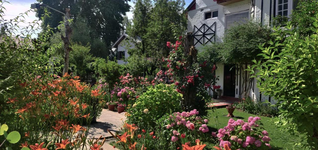 Bed & Breakfast Mahatta Srinagar (Jammu and Kashmir)