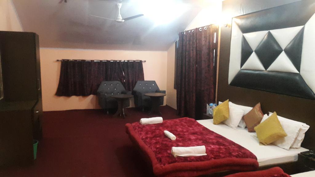 New Inn Srinagar (Jammu and Kashmir)
