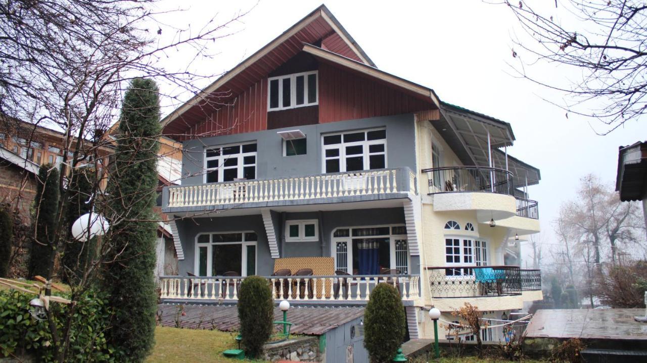 Hotel Heritage Rose Inn Srinagar (Jammu and Kashmir)