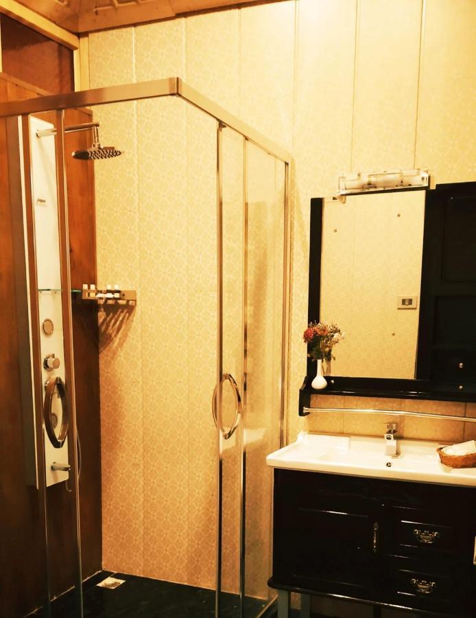 Hotel Luxury Prince Of Kashmir
