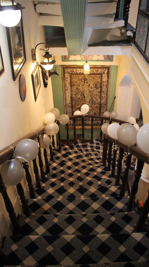 Heritage Rose Inn
