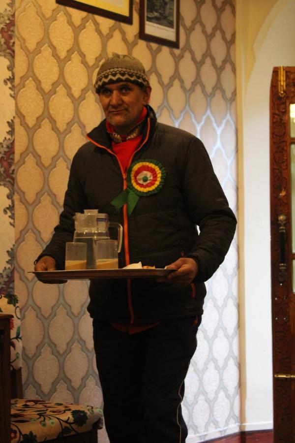 Heritage Rose Inn 4* Srinagar (Jammu and Kashmir)