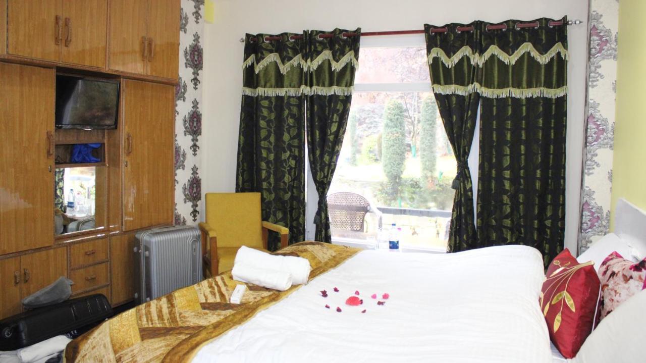 Hotel Heritage Rose Inn