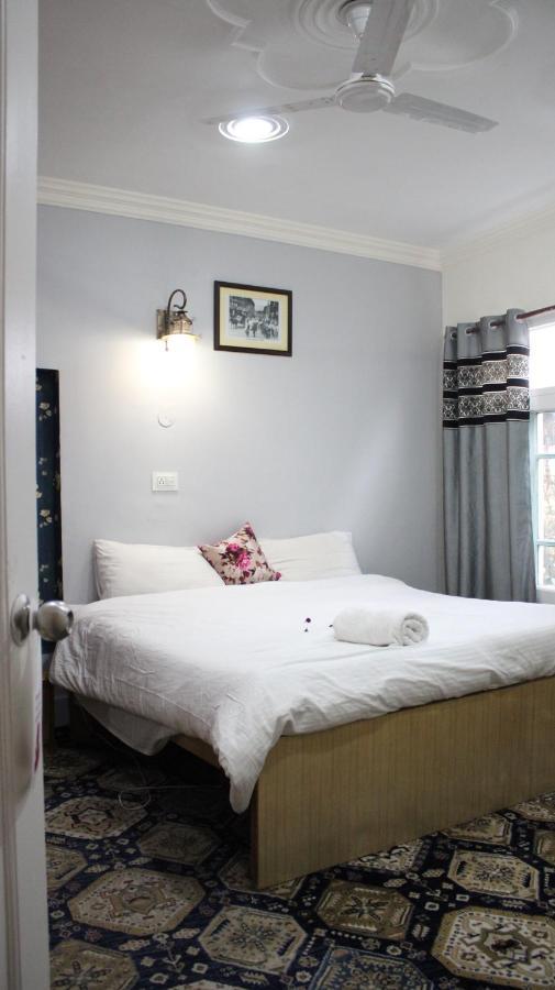 Heritage Rose Inn Srinagar (Jammu and Kashmir)