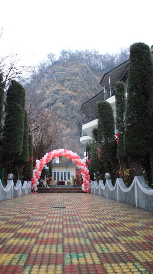 Heritage Rose Inn 4* Srinagar (Jammu and Kashmir)