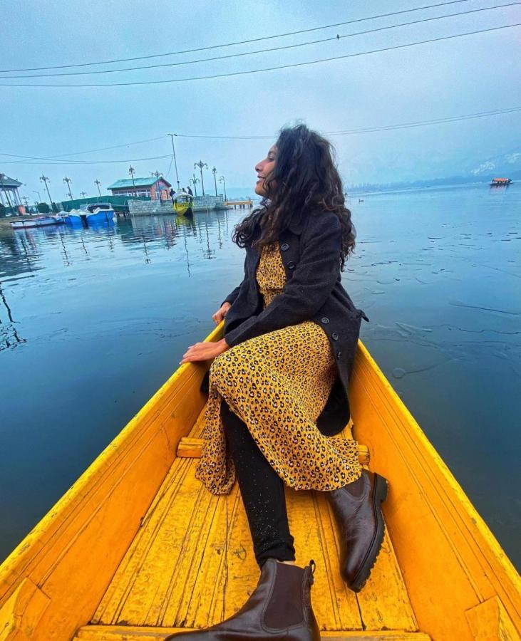 Botel Houseboat Inshallah