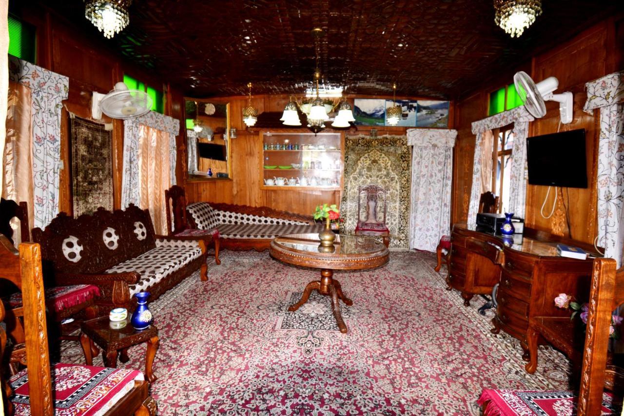 Heritage Shreen Houseboat Srinagar (Jammu and Kashmir)