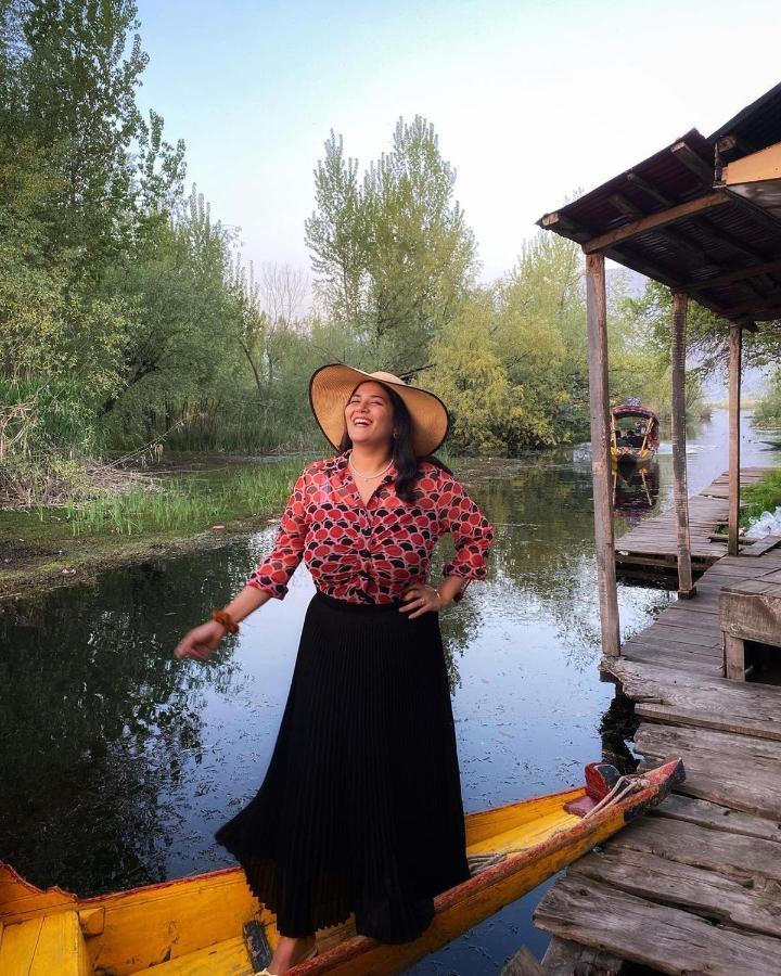 Heritage Shreen Houseboat Botel 4*