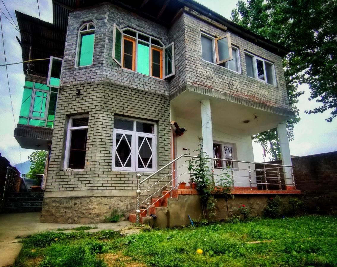 Peacock Homestay Homestay Srinagar (Jammu and Kashmir)