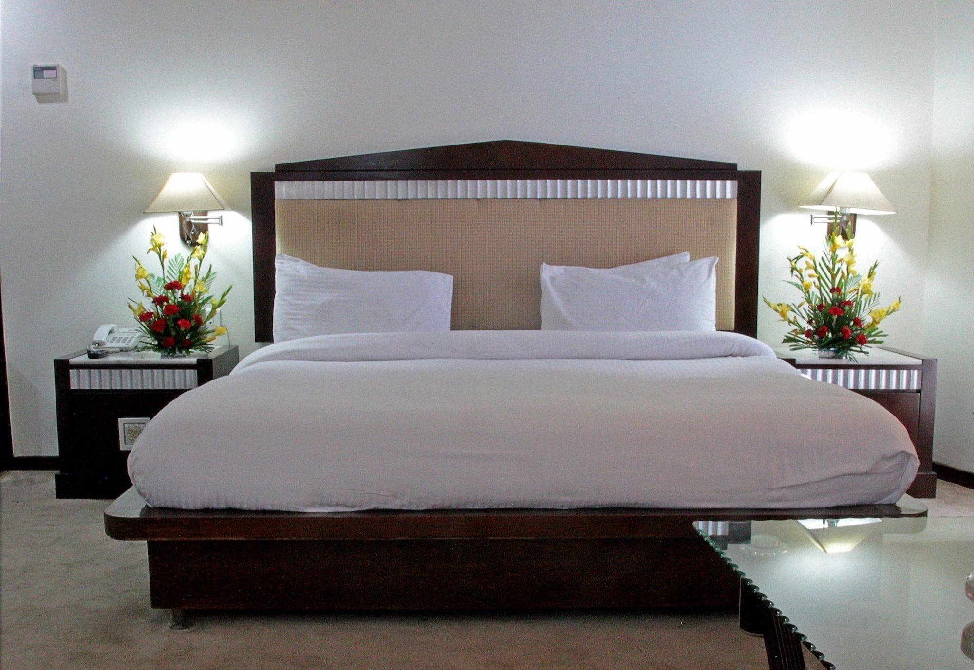 Hotel The Residency Srinagar (Jammu and Kashmir)