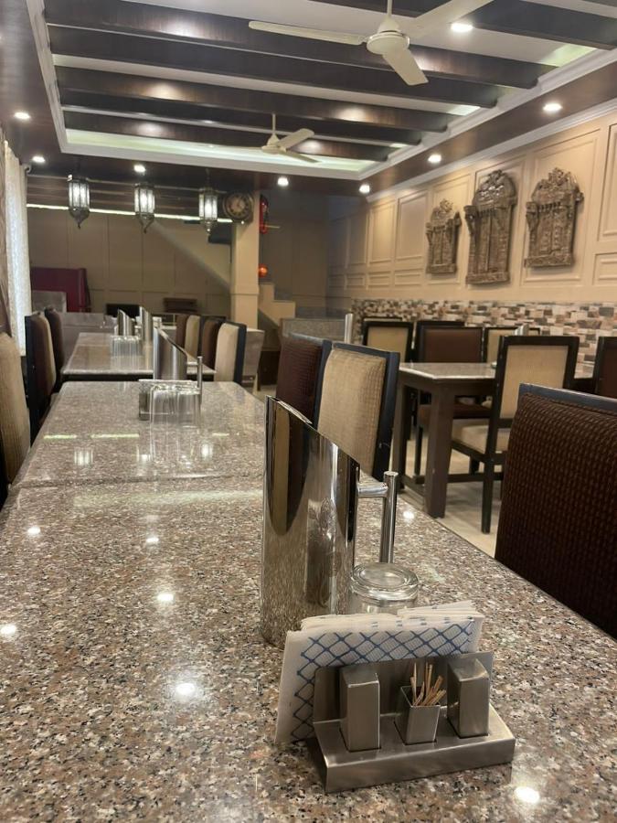 Lee Heritage Hotel Srinagar (Jammu and Kashmir)