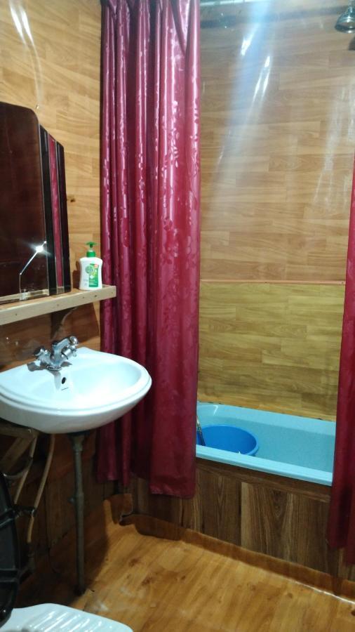 Botel Houseboat Pride Of India 3*