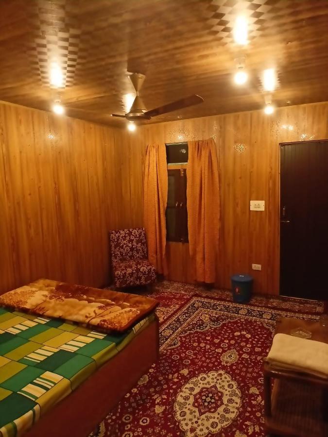 Guest house Gosani *