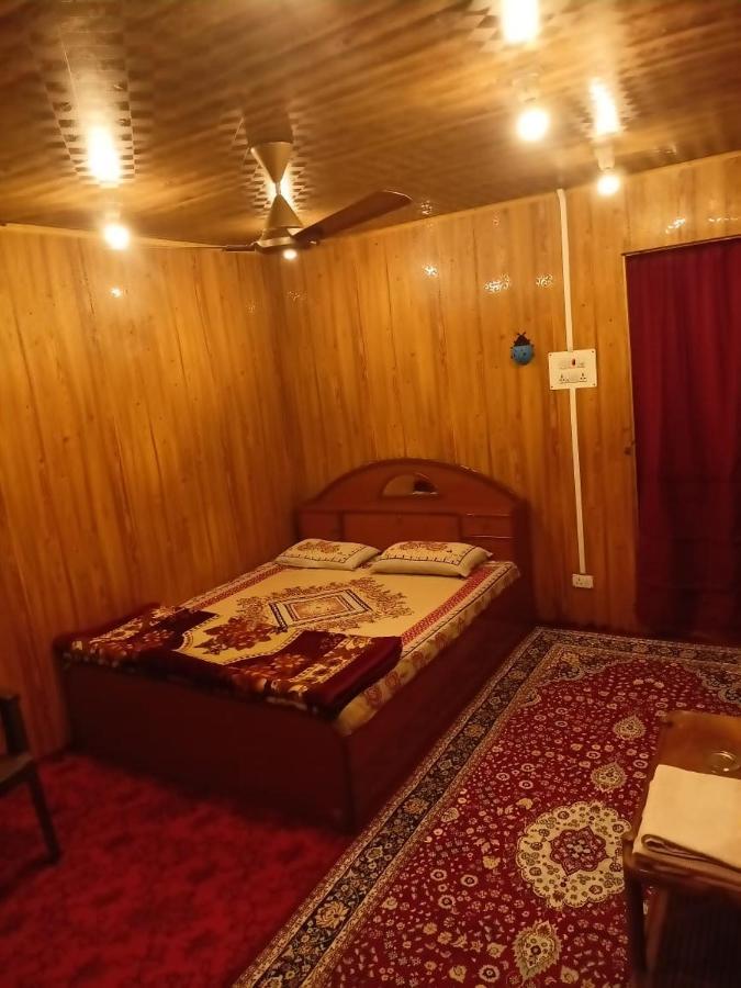 Guest house Gosani *