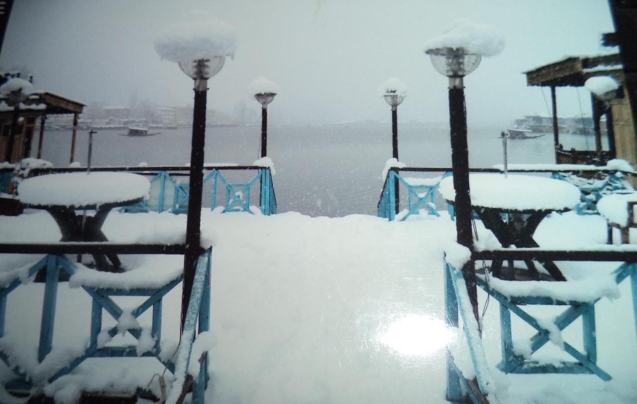 Gosani Guest house