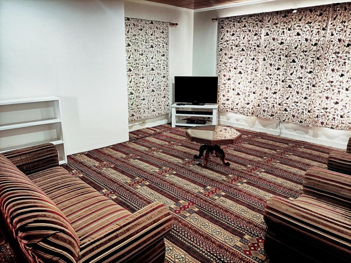 Snow Leopard Bed & Breakfast Srinagar (Jammu and Kashmir)