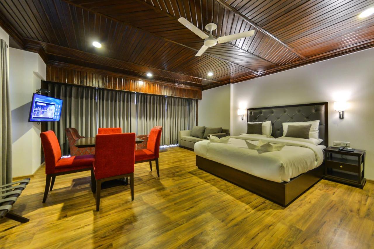 Hotel Metropolis Srinagar (Jammu and Kashmir)