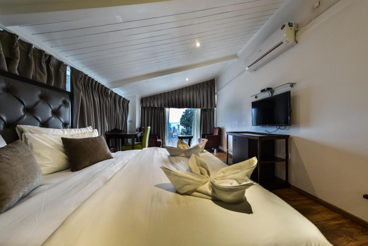 Metropolis 4*