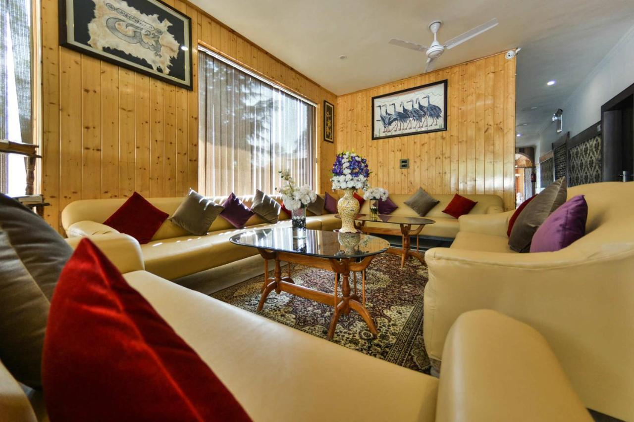 Hotel Pearl Continental 3*