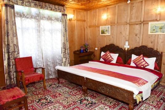 Green Heritage Group Of Houseboats Srinagar (Jammu and Kashmir)