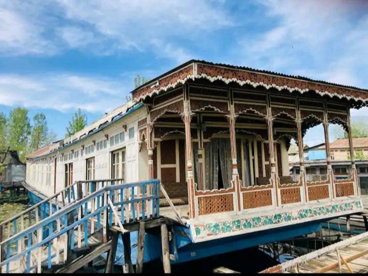 Hotel Green Heritage Group Of Houseboats Srinagar (Jammu and Kashmir)