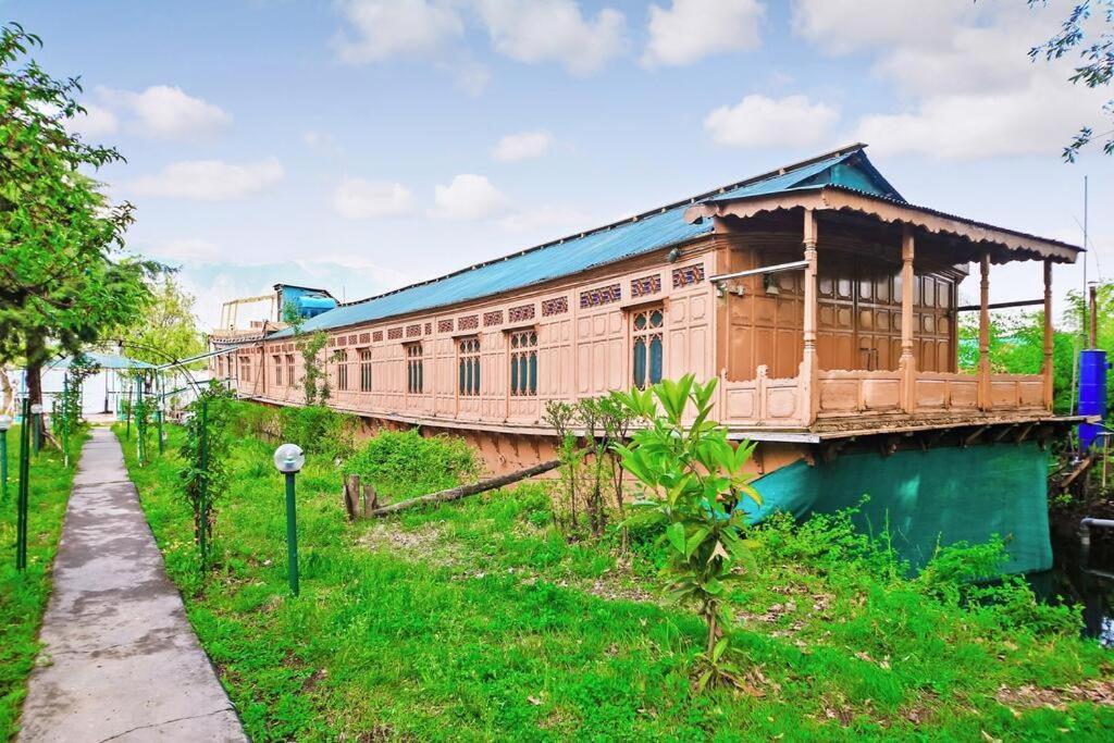 Green Heritage Group Of Houseboats Hotel 4*