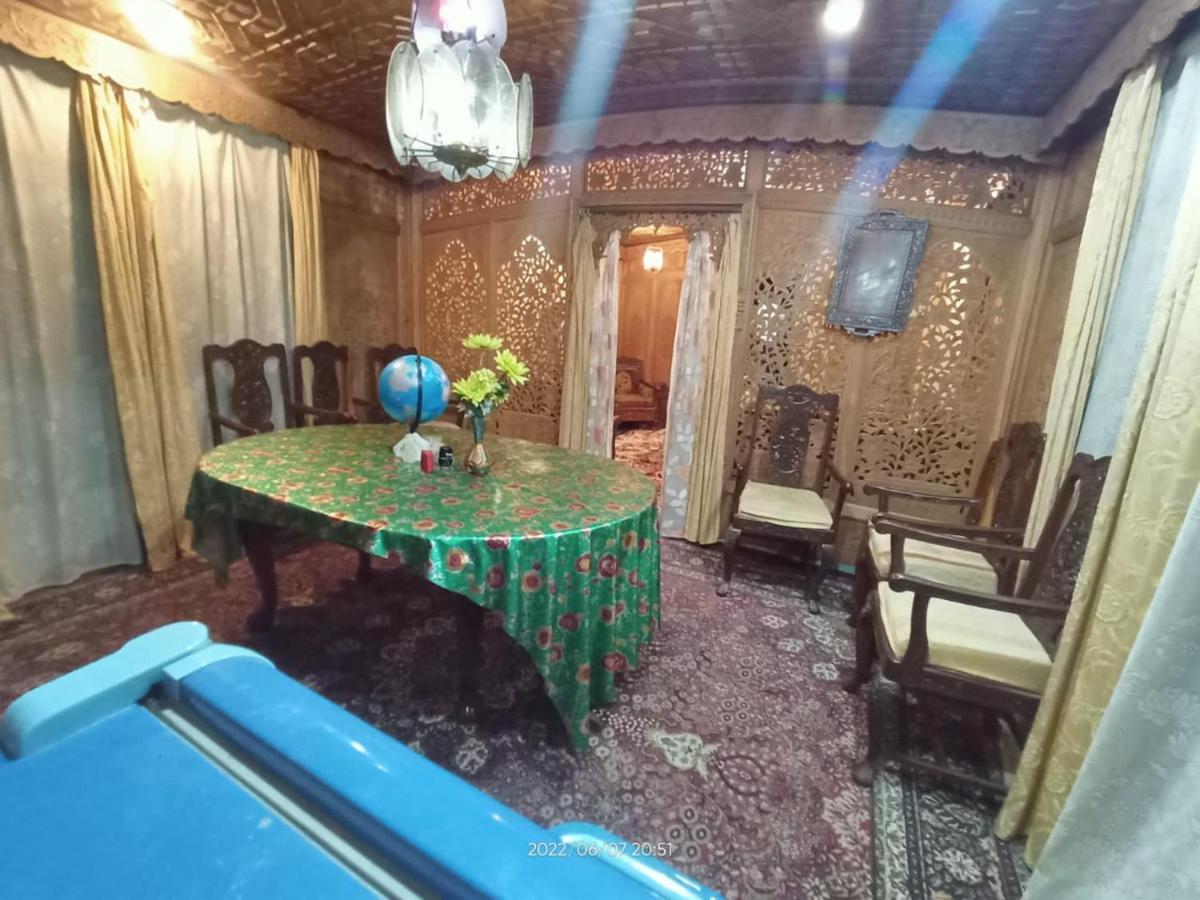 Green Heritage Group Of Houseboats Srinagar (Jammu and Kashmir)