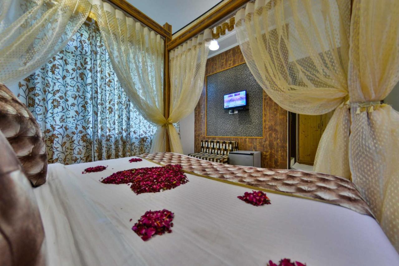 Pearl Continental 3* Srinagar (Jammu and Kashmir)