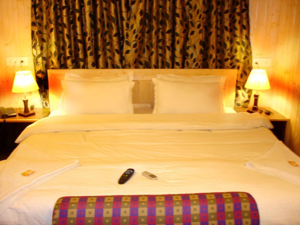 Ikraam Bed & Breakfast 3* Srinagar (Jammu and Kashmir)