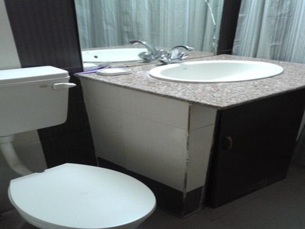 Jeelani Guest house