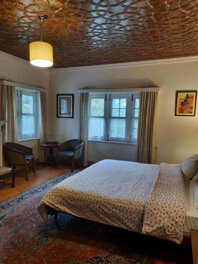 The Bungalow Srinagar (Jammu and Kashmir)