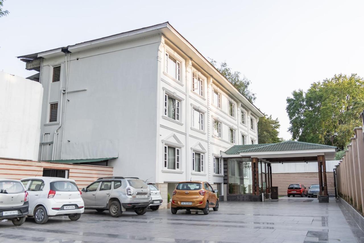 Hotel Paisley Palace 3*