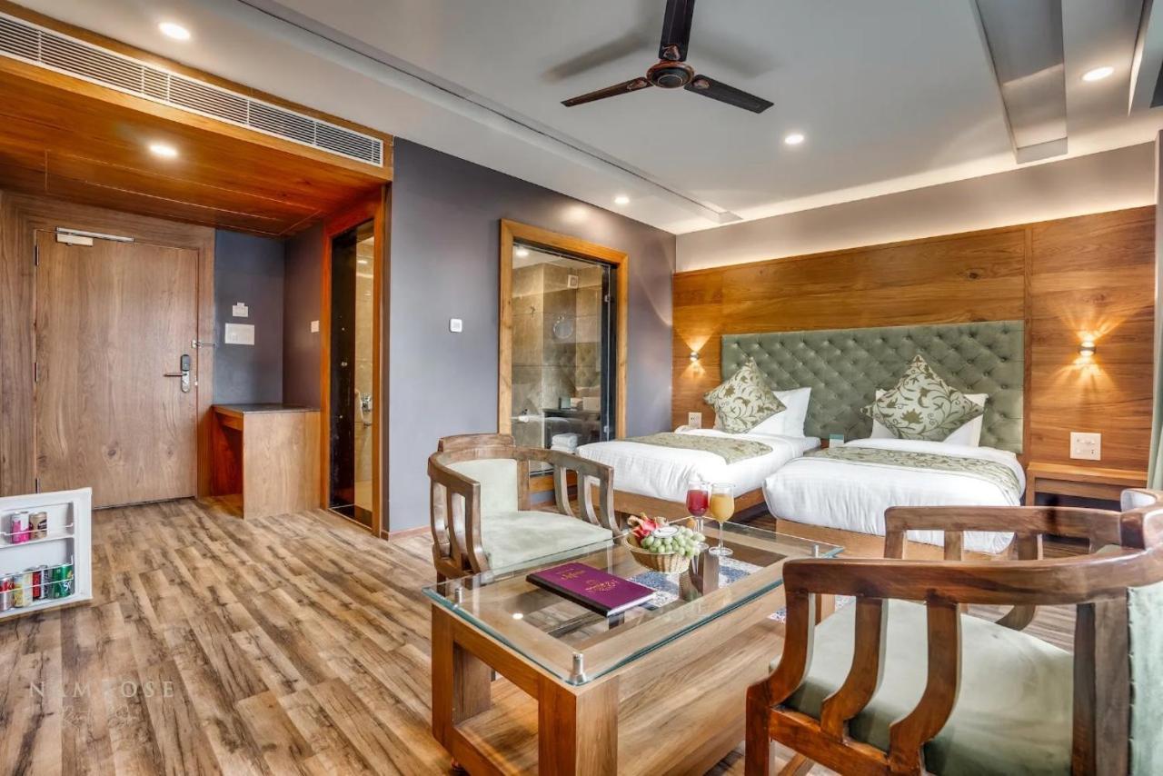 Namrose Resorts And Srinagar (Jammu and Kashmir)
