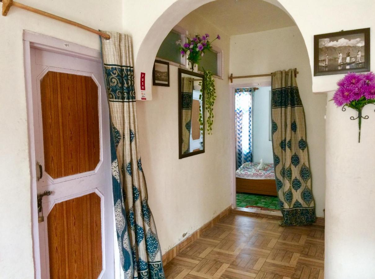 New World Homestay *
