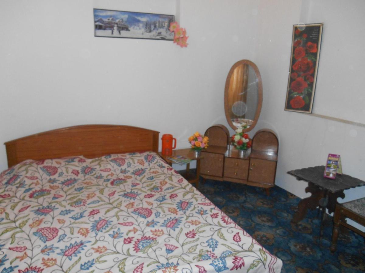 Homestay New World Srinagar (Jammu and Kashmir)