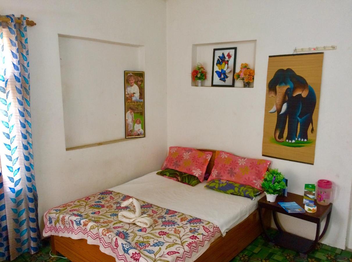 New World Homestay *