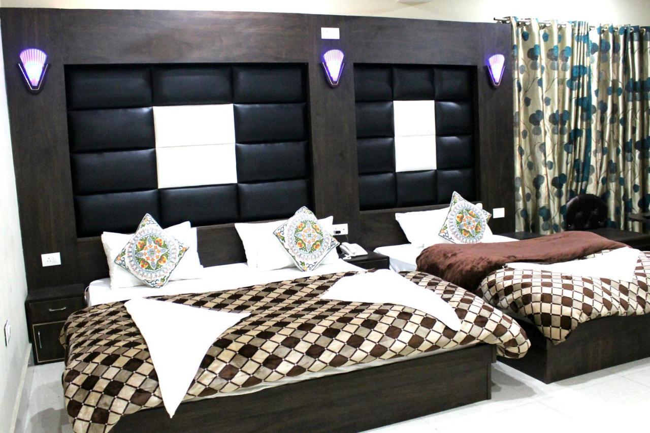 Samar Hotel Srinagar (Jammu and Kashmir)